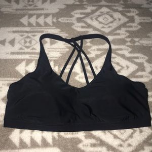 Women’s under armour sports bra